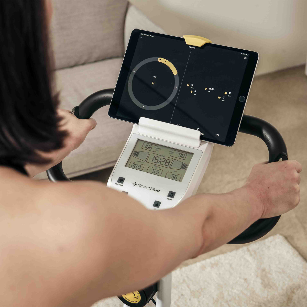 SportPlus_Heimtrainer_kompakt_Display_Tablethalterung_SP-HT-1300-IE